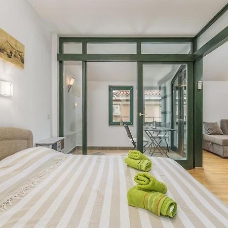 Apartment Matea Novigrad  ภายนอก รูปภาพ
